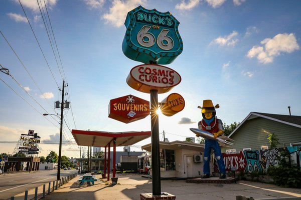 Comment planifier un voyage pour découvrir les trésors cachés de la Route 66, USA : étapes et conseils pratiques ?